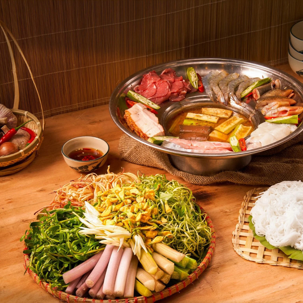 Lẩu Mắm – Hương Vị Đậm Đà Của Miền Sông Nước