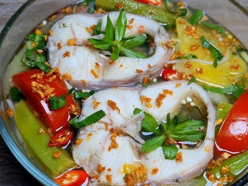 2. Canh chua cá lóc