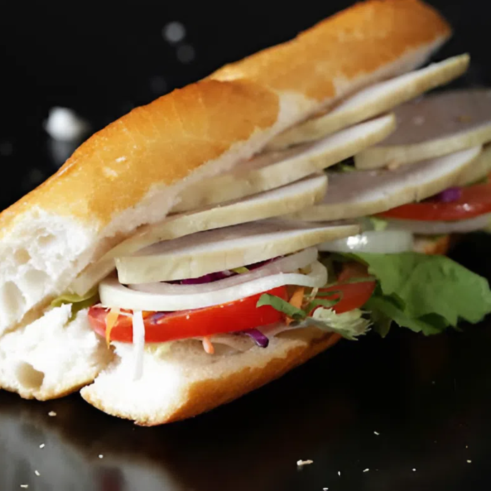 Bánh Mì Chả Lụa – Món Ăn Sáng Quốc Dân.