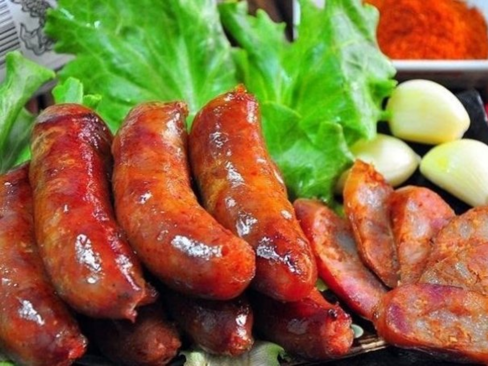Lượng muối và đường lớn ảnh hưởng đến huyết áp và đường huyết