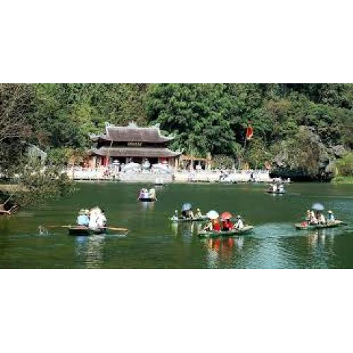 Lễ hội Chùa Hương: Điểm du lịch tâm linh không thể bỏ lỡ